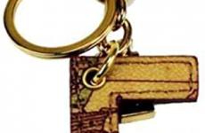 Miglior portachiavi con lettera alviero martini